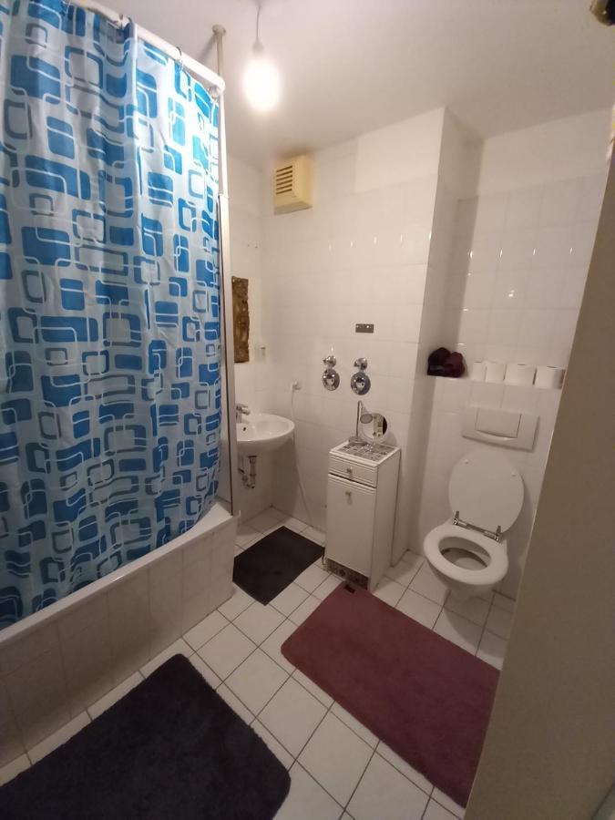 Tolle Private 2-Zimmer Wohnung Im Szene Bezirk Berlin-Friedrichshain Luaran gambar