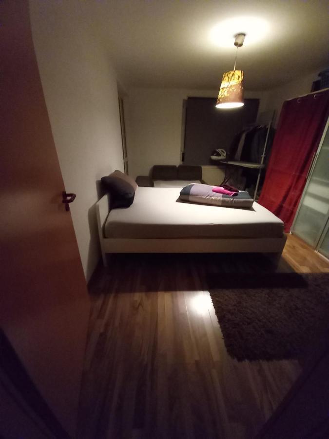 Tolle Private 2-Zimmer Wohnung Im Szene Bezirk Berlin-Friedrichshain Luaran gambar
