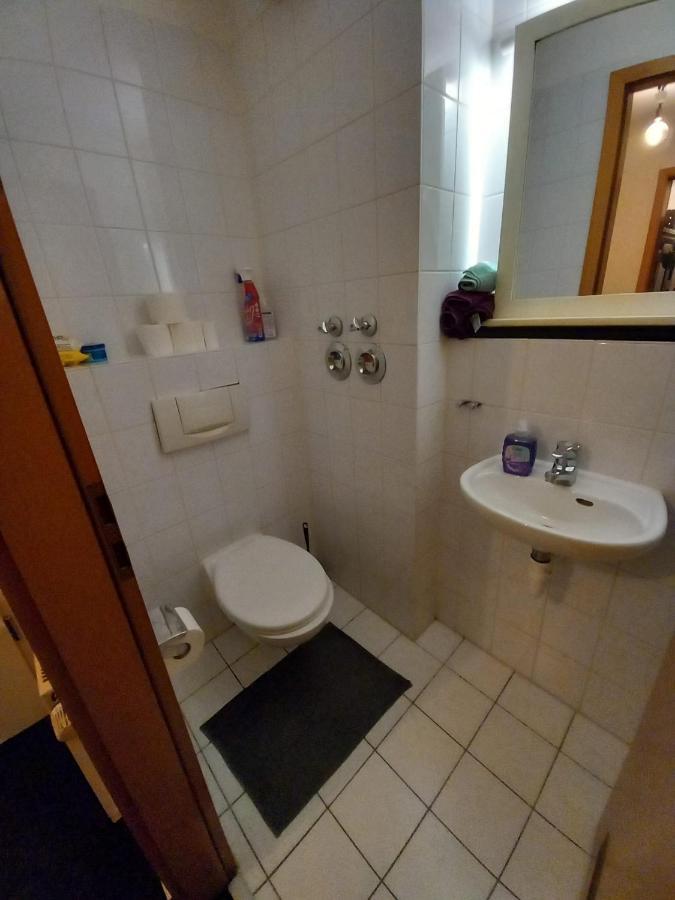 Tolle Private 2-Zimmer Wohnung Im Szene Bezirk Berlin-Friedrichshain Luaran gambar
